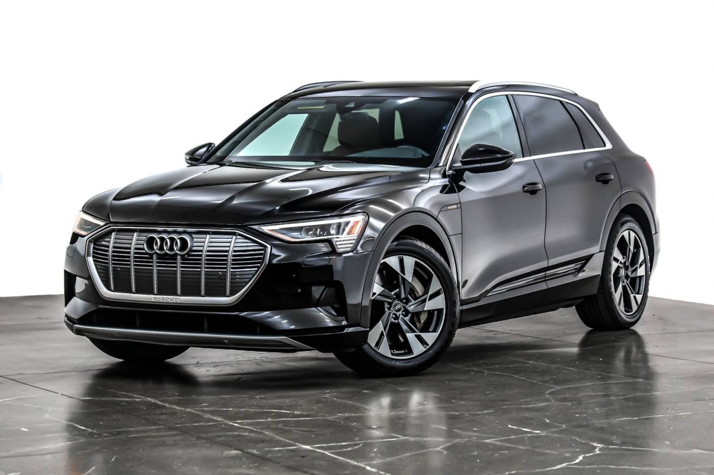 2022 Audi e-tron Premium — SUV — 18,394 mi — Costa Mesa, CA