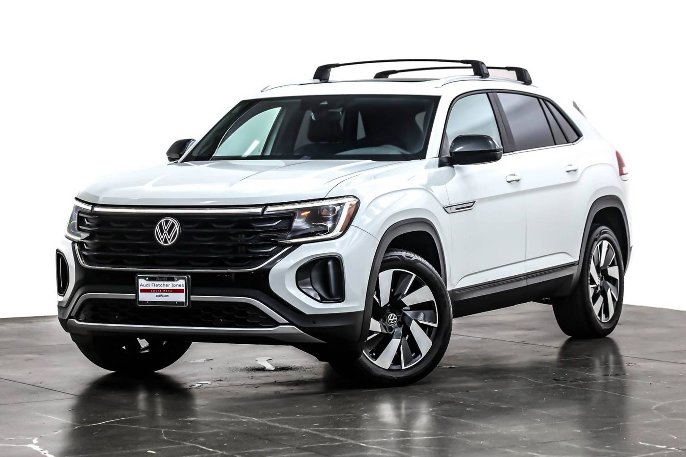 2024 Volkswagen Atlas Cross Sport SE with Technology — SUV — 18,246 mi — Costa Mesa, CA