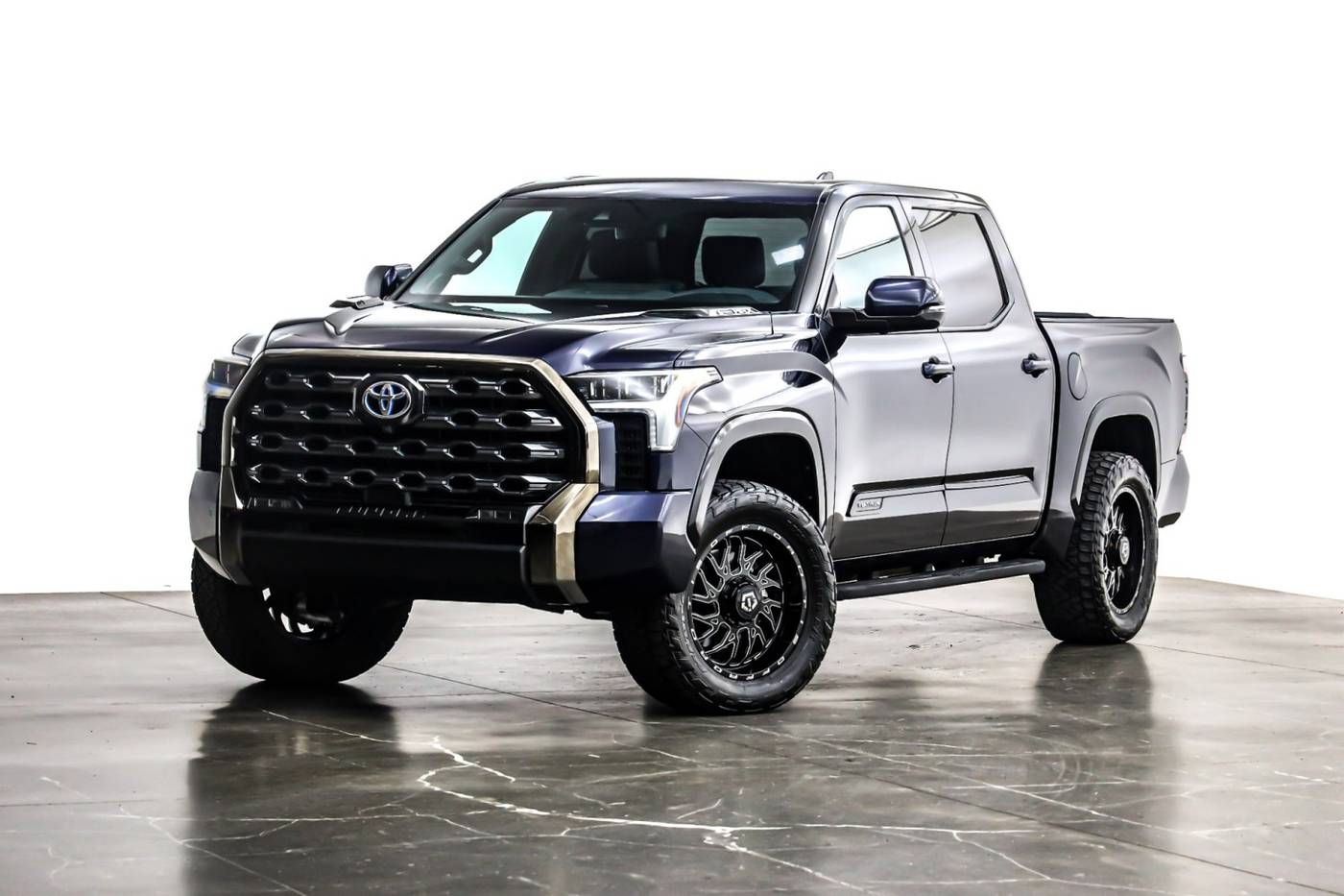 2023 Toyota Tundra Hybrid Platinum — Pickup Truck — 31,845 mi — Costa Mesa, CA