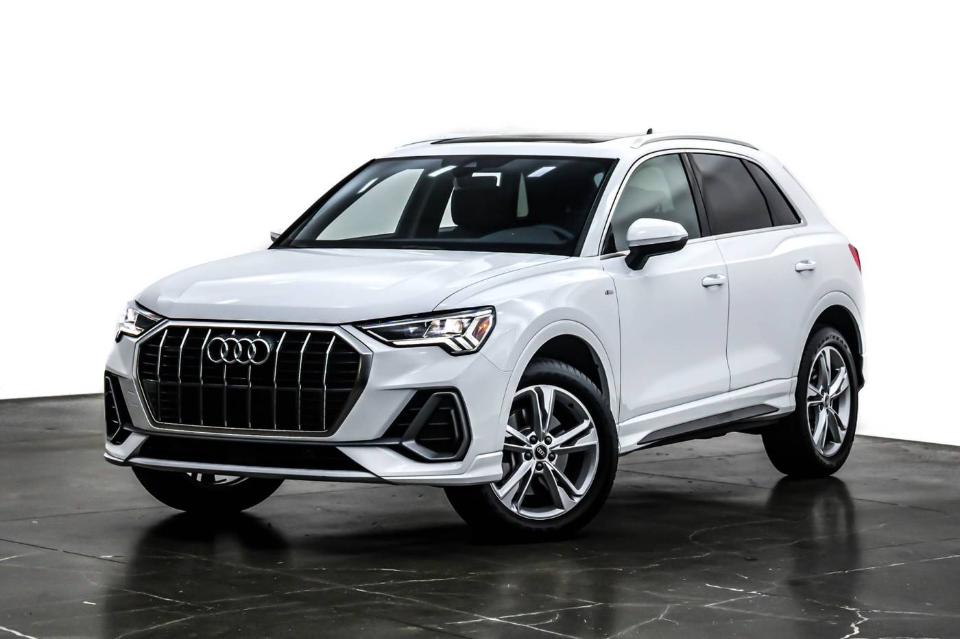 2024 Audi Q3 S line Premium — SUV — 4,606 mi — Costa Mesa, CA