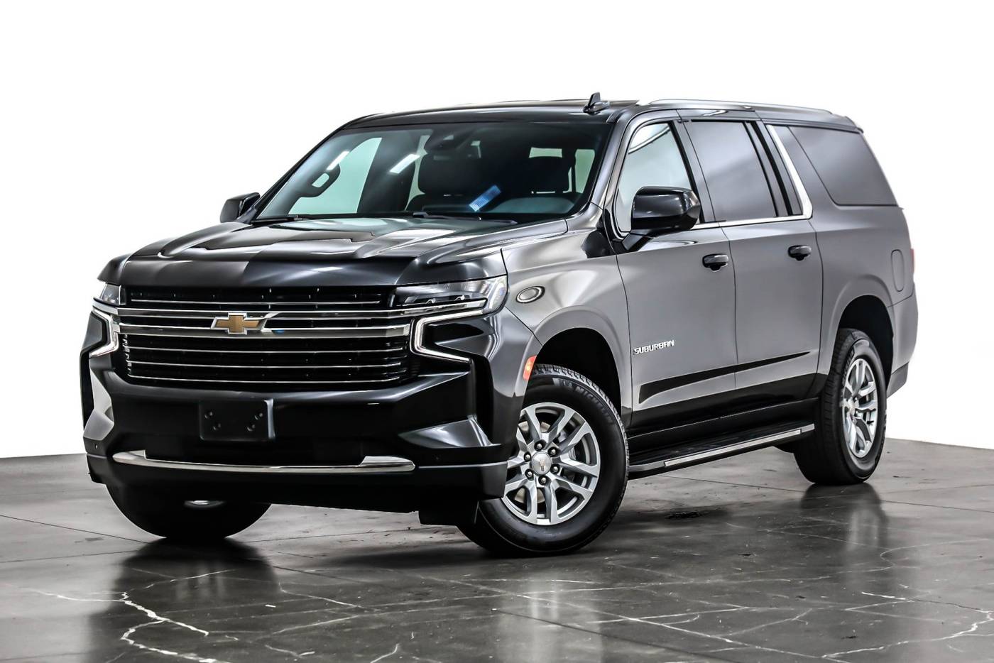 2024 Chevrolet Suburban LT — SUV — 32,464 mi — Costa Mesa, CA