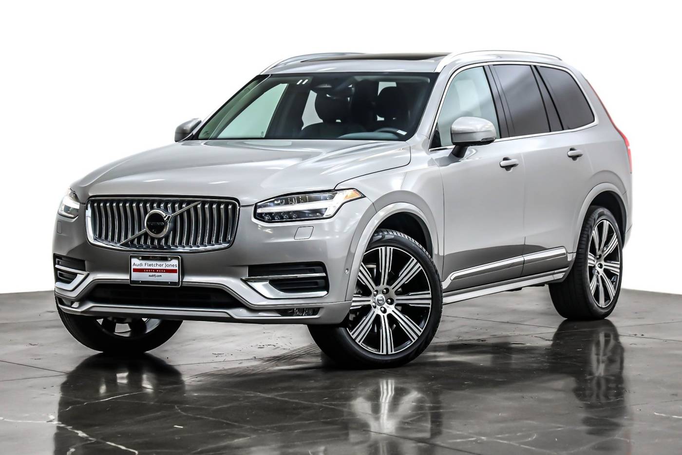 2024 Volvo XC90 Plus — SUV — 16,933 mi — Costa Mesa, CA