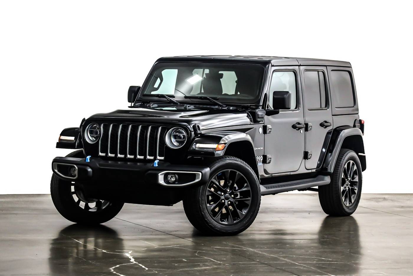 2022 Jeep Wrangler Sahara 4xe — SUV — 29,028 mi — Costa Mesa, CA