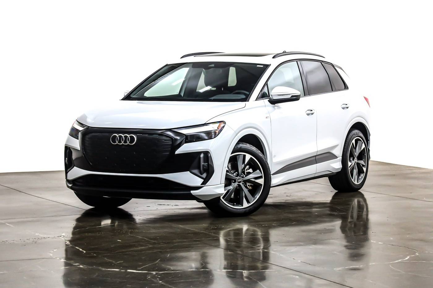 2024 Audi Q4 e-tron Premium Plus — SUV — 4,499 mi — Costa Mesa, CA