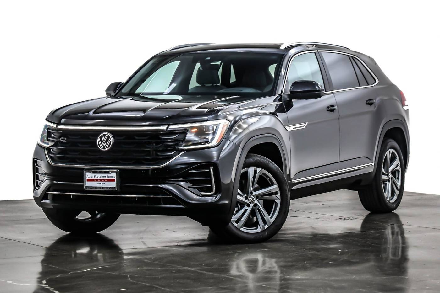 2024 Volkswagen Atlas Cross Sport SEL R-Line — SUV — 14,336 mi — Costa Mesa, CA