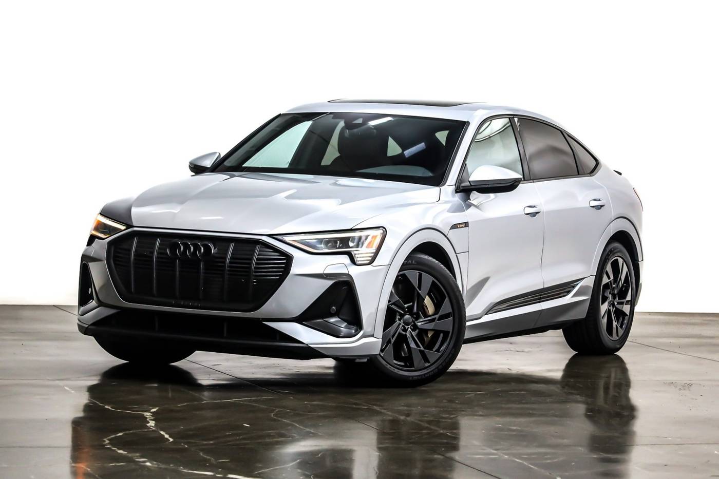 2022 Audi e-tron S line Premium — SUV — 47,553 mi — Costa Mesa, CA