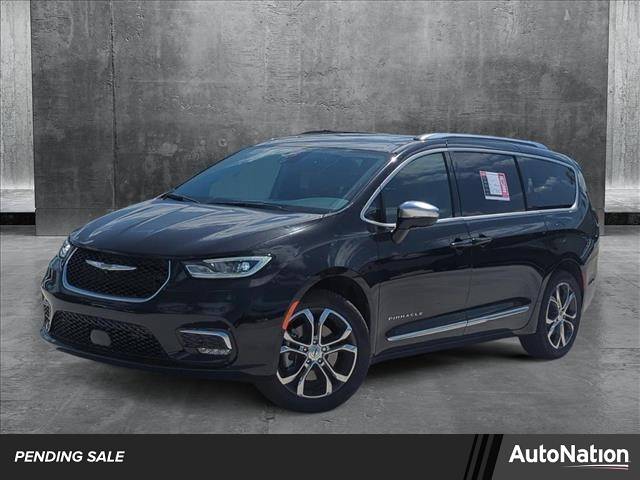2025 Chrysler Pacifica Pinnacle — Minivan — 409 mi — Pembroke Pines, FL