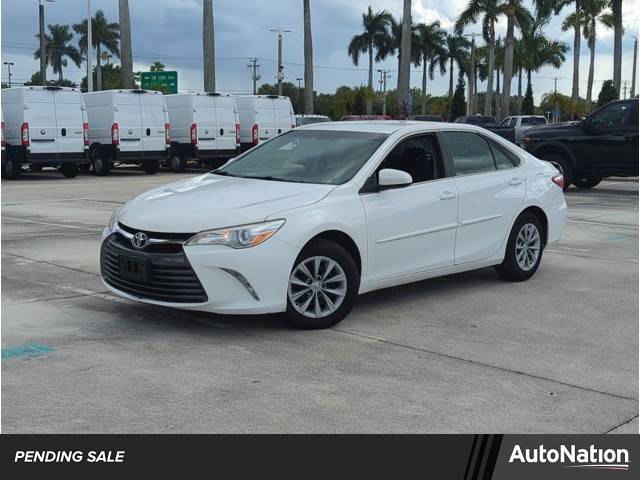 2017 Toyota Camry LE — Sedan — 75,660 mi — Pembroke Pines, FL