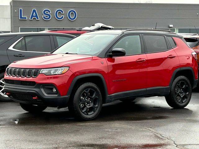 2023 Jeep Compass Trailhawk — SUV — 13,685 mi — Fenton, MI