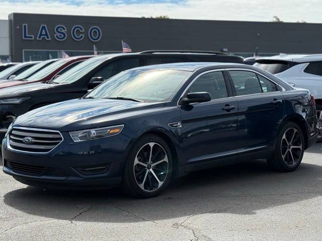 2016 Ford Taurus SEL — Sedan — 37,025 mi — Fenton, MI