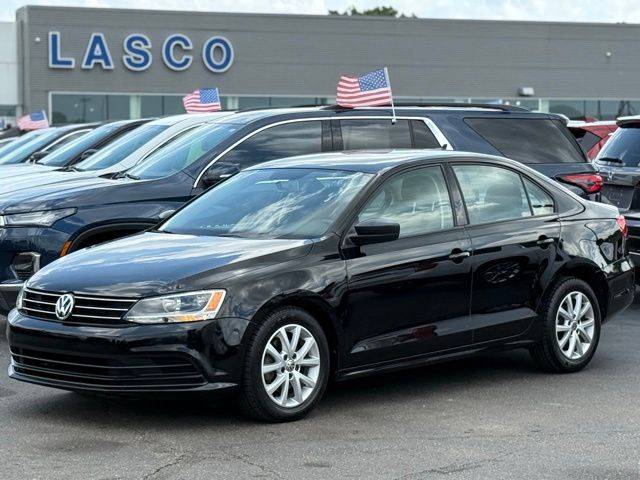 2015 Volkswagen Jetta 1.8T SE — Sedan — 43,430 mi — Fenton, MI