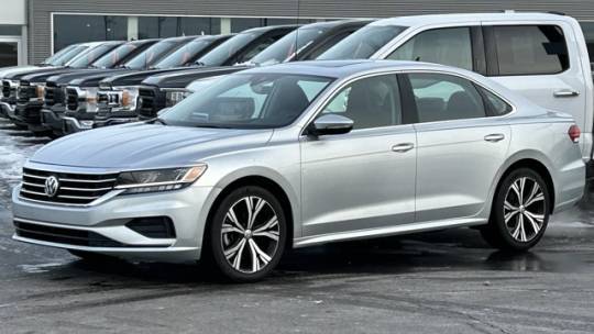 2021 Volkswagen Passat SE — Sedan — 52,637 mi — Fenton, MI