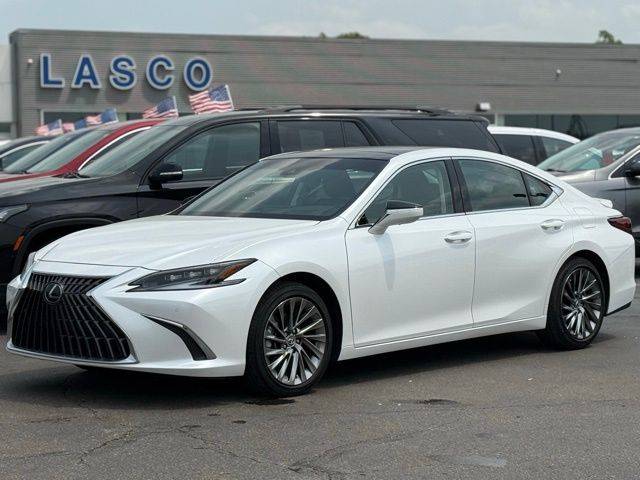 2024 Lexus ES ES 350 Ultra Luxury — Sedan — 7,667 mi — Fenton, MI