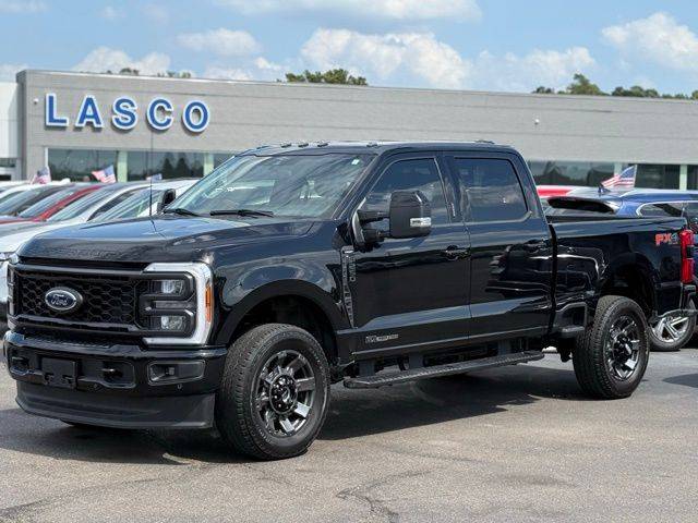 2023 Ford Super Duty F-250 LARIAT — Pickup Truck — 25,175 mi — Fenton, MI