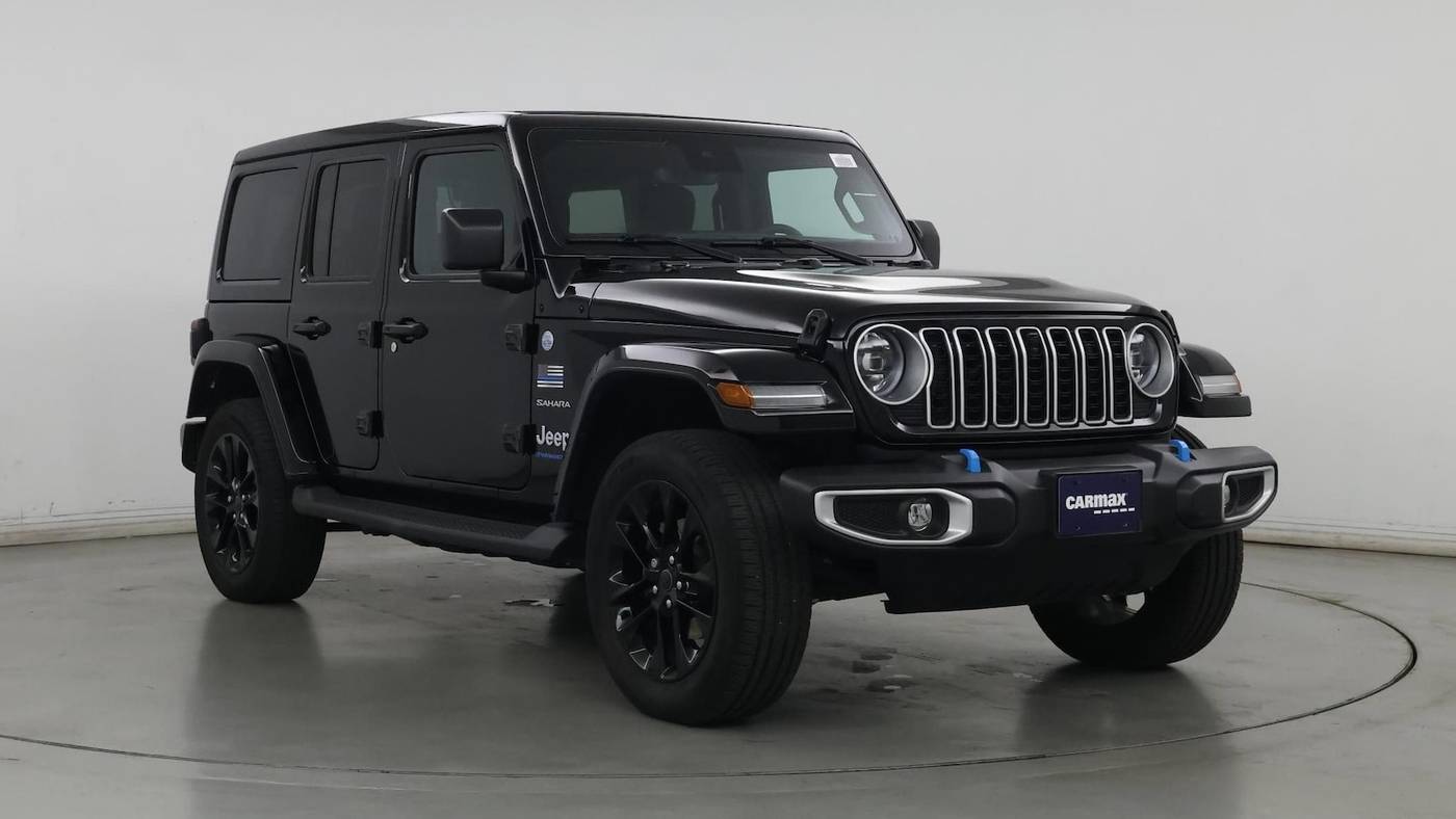2024 Jeep Wrangler Sahara