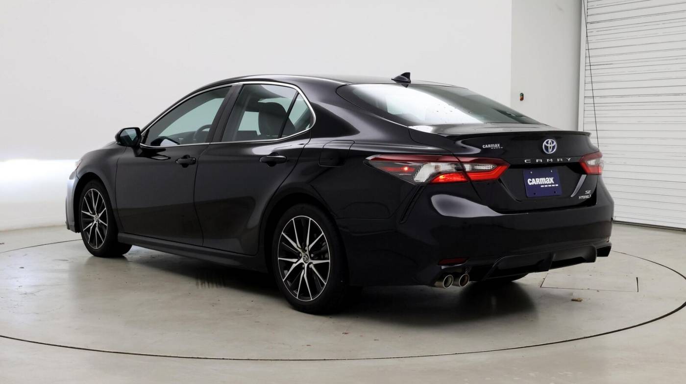 2022 Toyota Camry Hybrid SE — Sedan — 34,875 mi — South Portland, ME