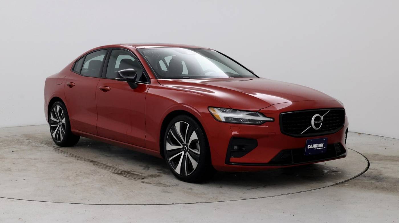 2022 Volvo S60 Momentum — Sedan — 21,053 mi — Manchester, NH