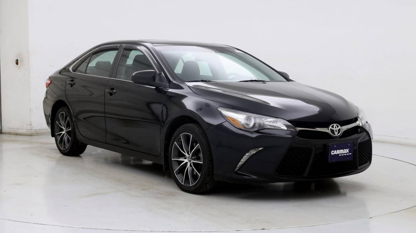 2017 Toyota Camry XSE — Sedan — 75,153 mi — Manchester, NH