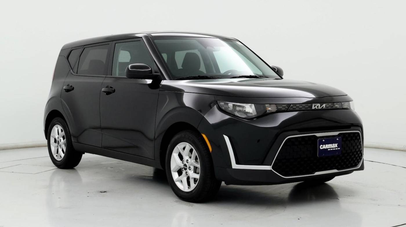 2023 Kia Soul LX — Hatchback — 13,717 mi — Manchester, NH