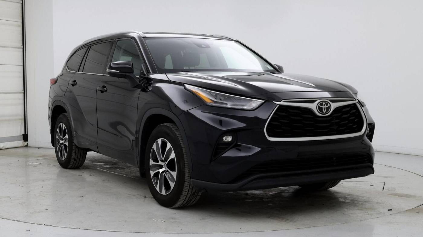 2022 Toyota Highlander XLE — SUV — 42,170 mi — Manchester, NH