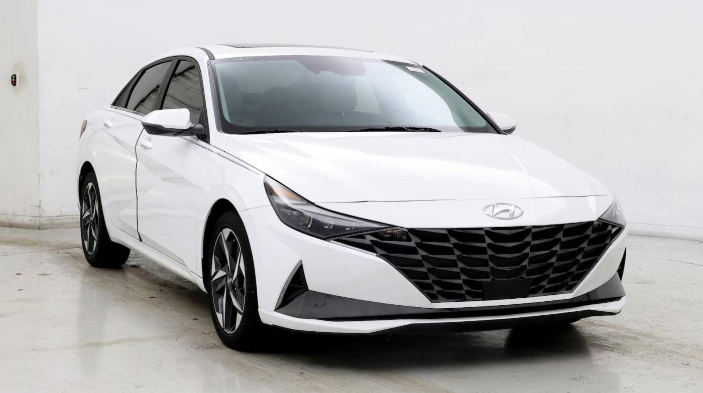 2021 Hyundai Elantra Limited — Sedan — 21,429 mi — Manchester, NH