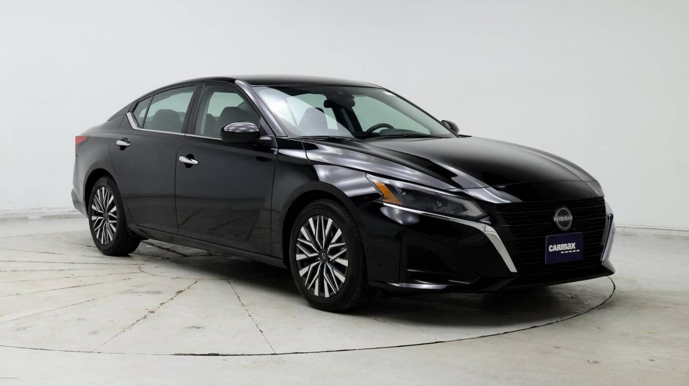 2023 Nissan Altima SV — Sedan — 26,967 mi — Golden, CO