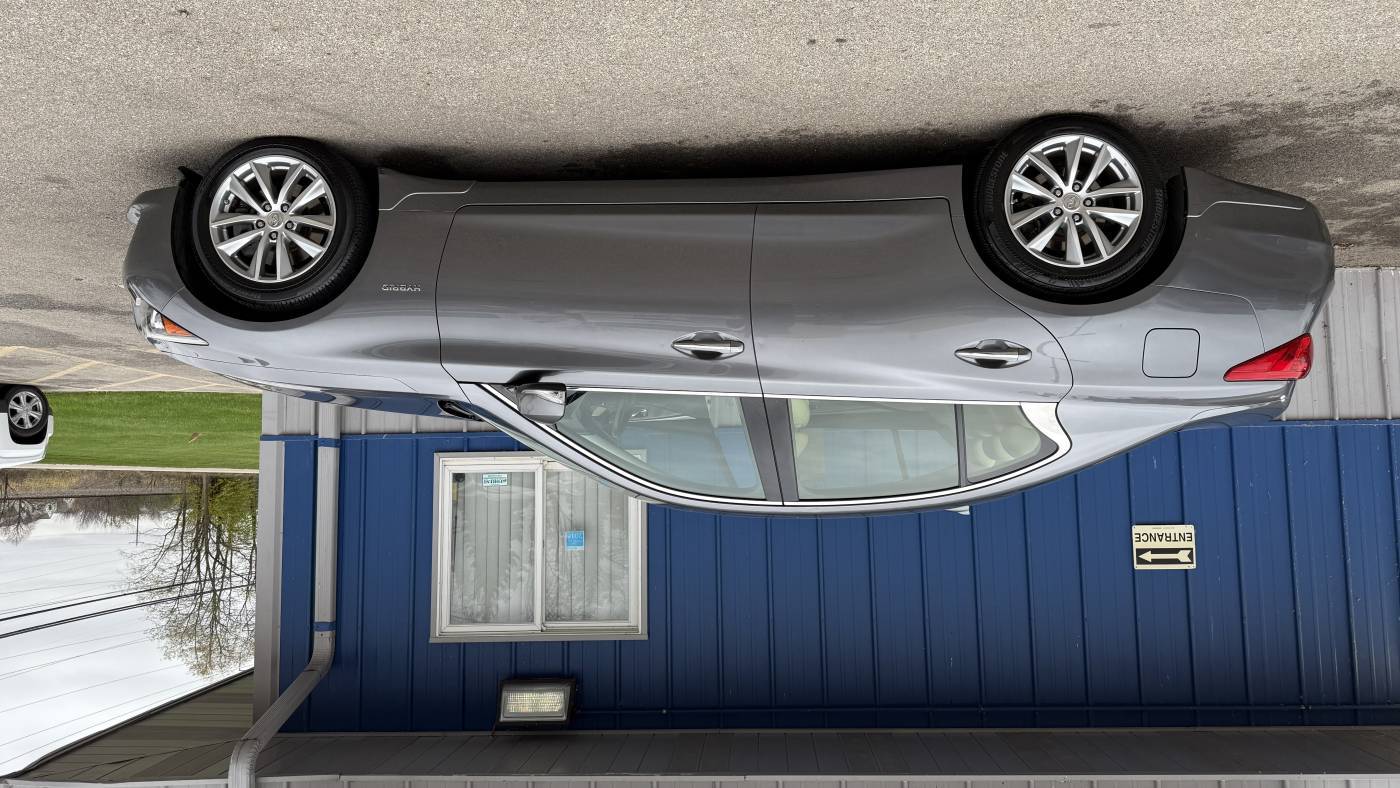 2014 INFINITI Q50 Hybrid Premium — Sedan — 159,392 mi — Naperville, IL