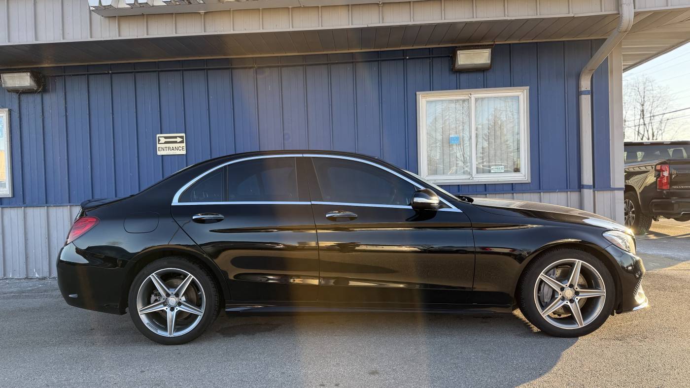 2015 Mercedes-Benz C-Class C 300 — Sedan — 117,680 mi — Naperville, IL