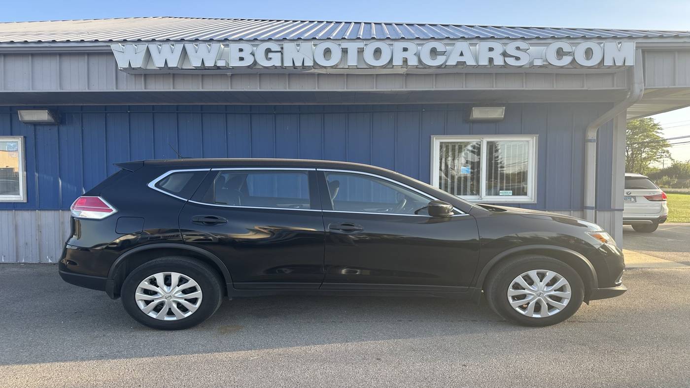 2016 Nissan Rogue S — SUV — 109,290 mi — Naperville, IL