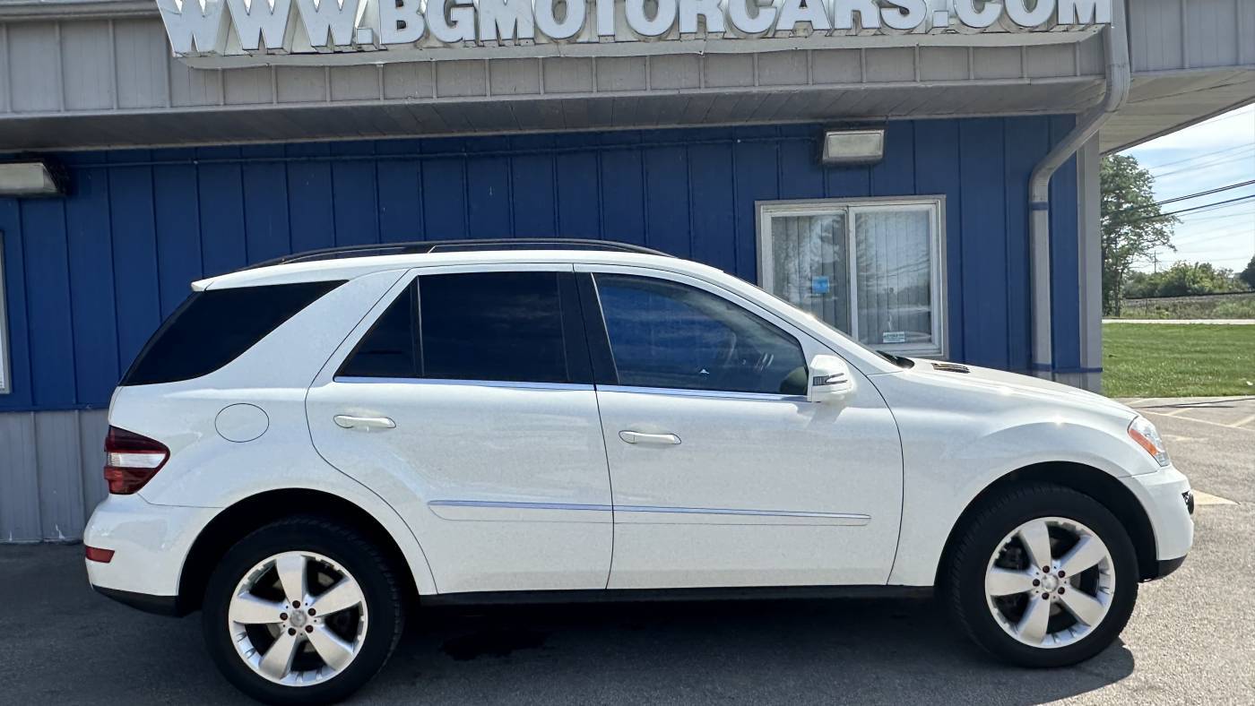 2011 Mercedes-Benz M-Class ML 350 — SUV — 108,804 mi — Naperville, IL