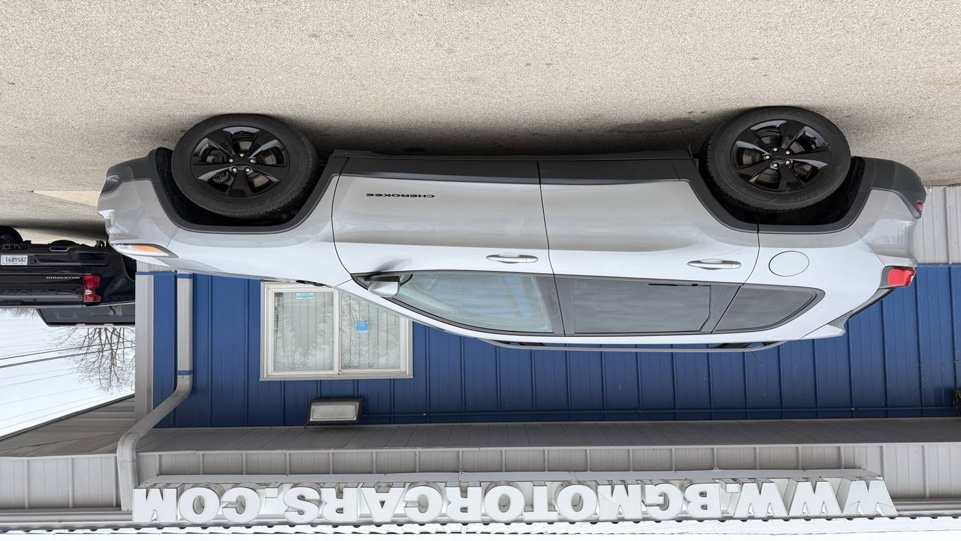 2015 Jeep Cherokee Latitude Altitude — SUV — 126,989 mi — Naperville, IL