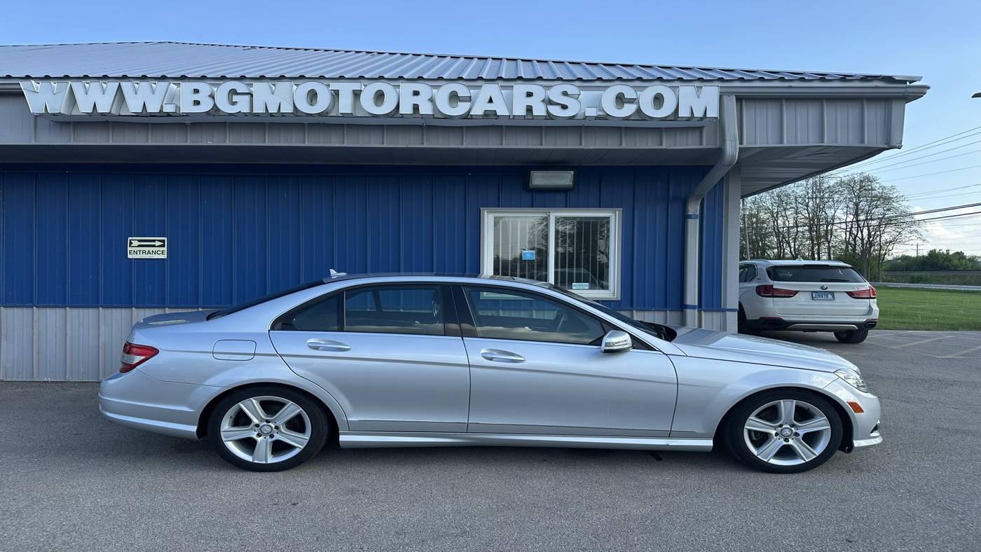 2010 Mercedes-Benz C-Class C 300 — Sedan — 121,324 mi — Naperville, IL