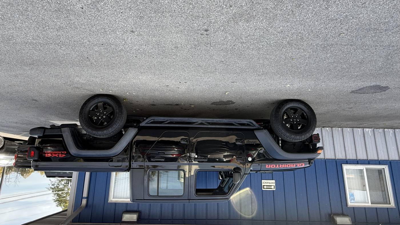 2020 Jeep Gladiator Sport — Pickup Truck — 51,250 mi — Naperville, IL