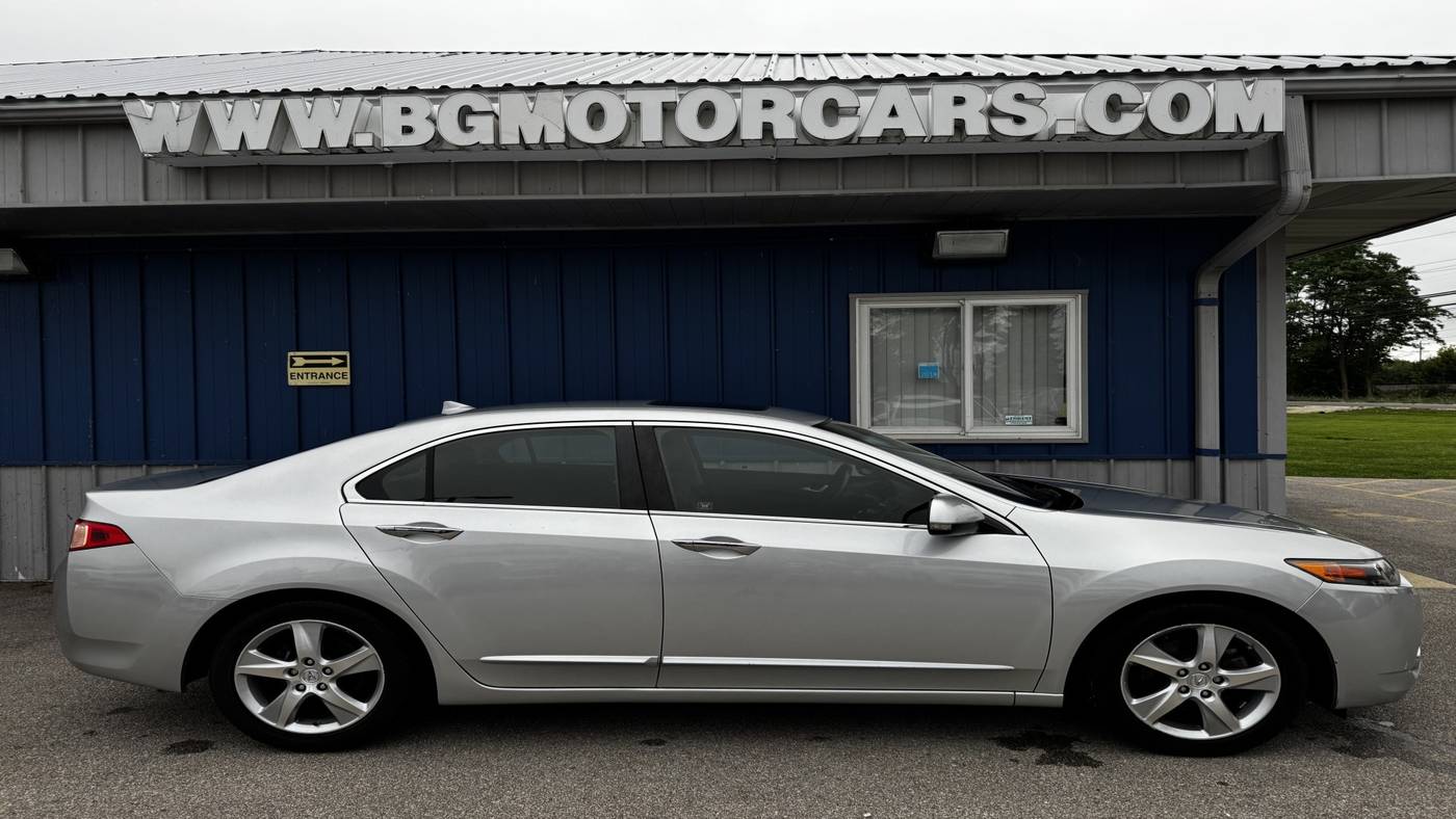 2011 Acura TSX Standard — Sedan — 64,210 mi — Naperville, IL