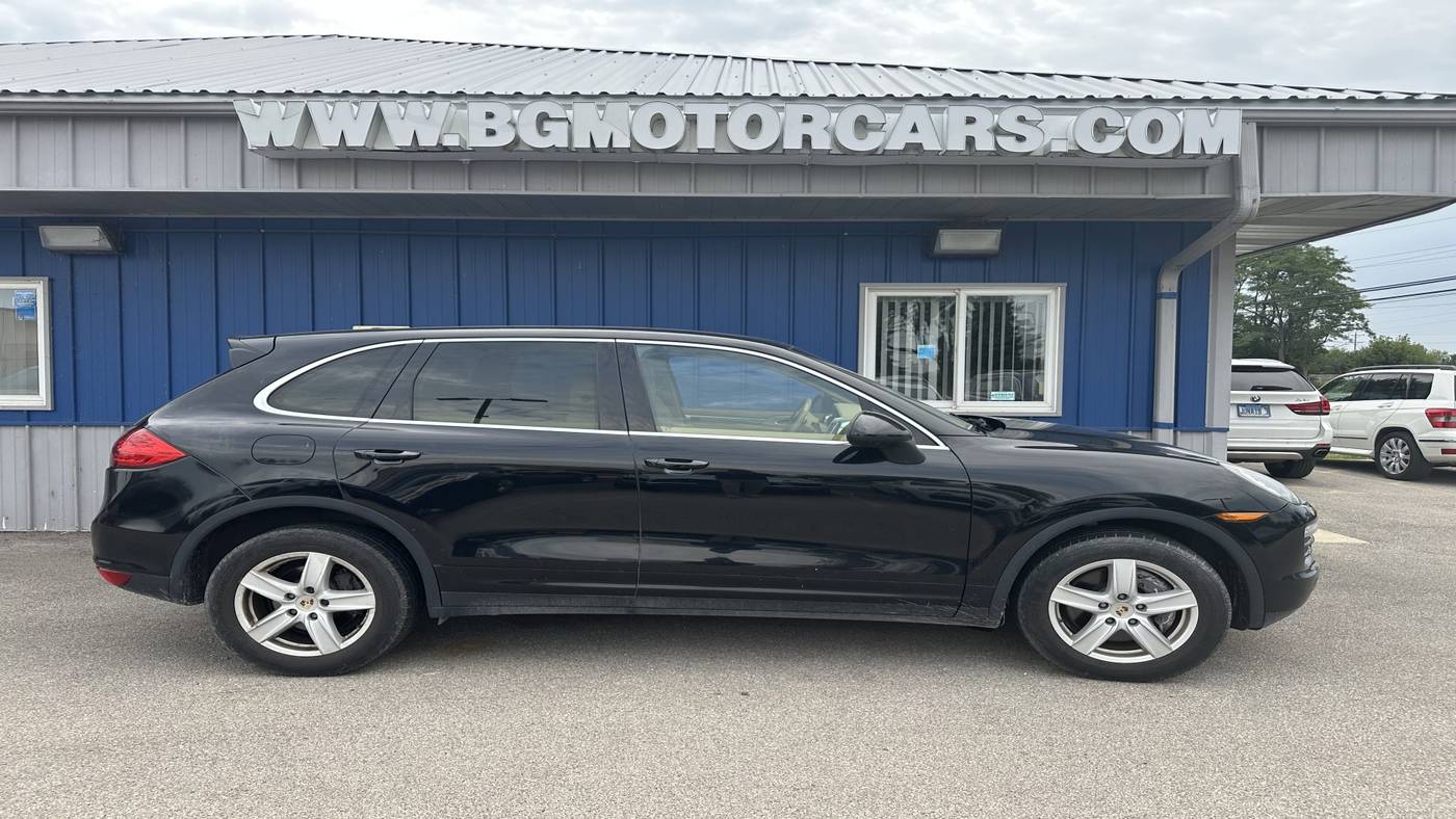 2013 Porsche Cayenne Standard — SUV — 171,602 mi — Naperville, IL