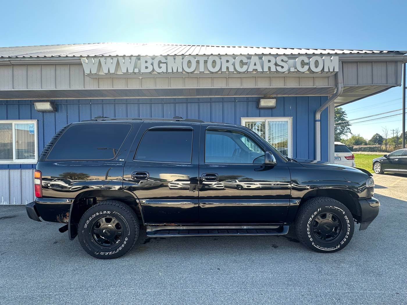 2002 GMC Yukon SLE — SUV — 83,589 mi — Naperville, IL