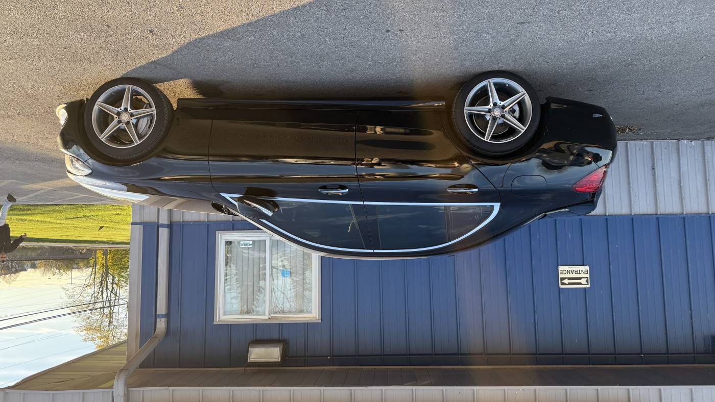 2015 Mercedes-Benz C-Class C 300 — Sedan — 154,340 mi — Naperville, IL