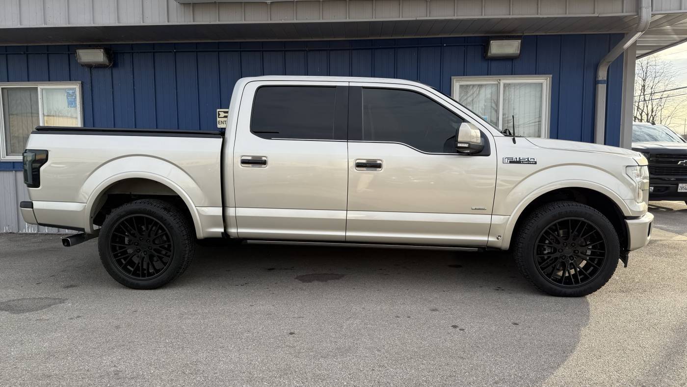 2017 Ford F-150 Limited — Pickup Truck — 117,980 mi — Naperville, IL