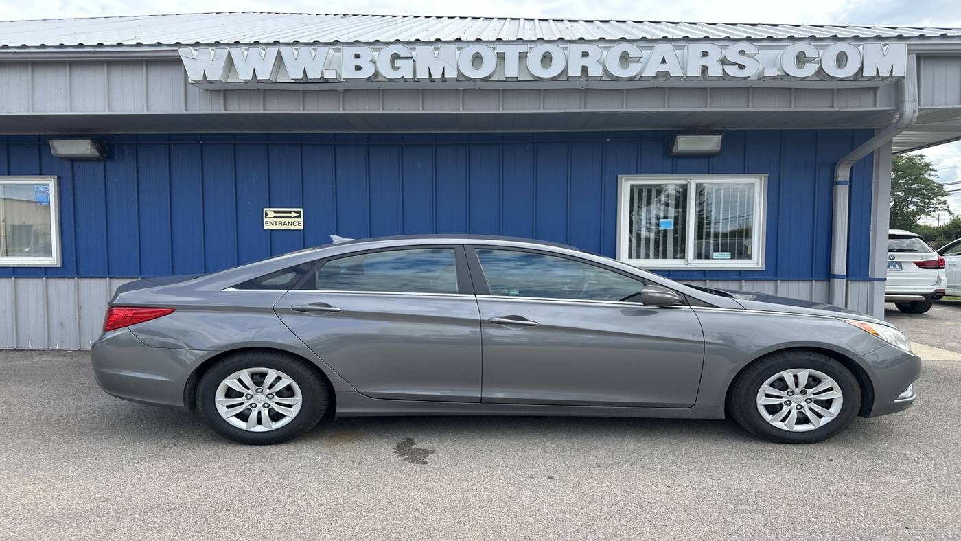 2011 Hyundai Sonata GLS — Sedan — 208,475 mi — Naperville, IL