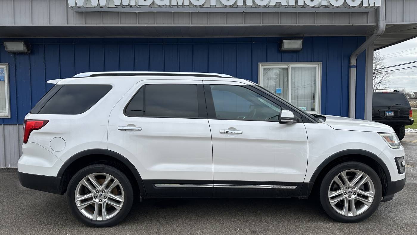 2016 Ford Explorer Limited — SUV — 95,528 mi — Naperville, IL