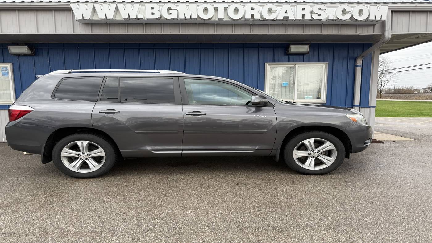 2010 Toyota Highlander Sport — SUV — 150,050 mi — Naperville, IL