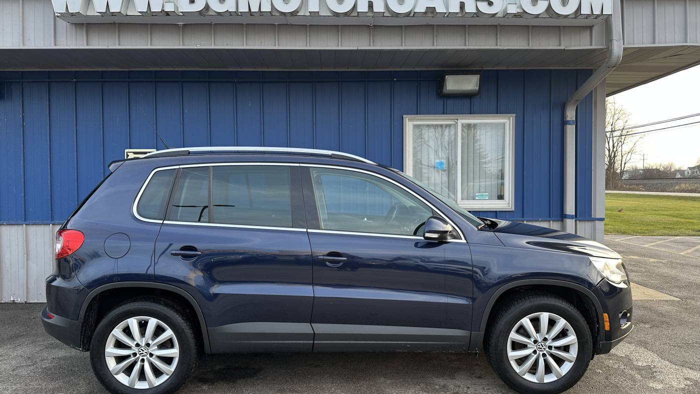 2011 Volkswagen Tiguan SE — SUV — 112,545 mi — Naperville, IL