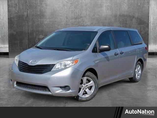 2015 Toyota Sienna L — Minivan — 76,796 mi — Littleton, CO