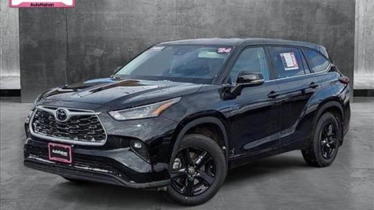 2024 Toyota Highlander LE — SUV — 17,350 mi — Littleton, CO