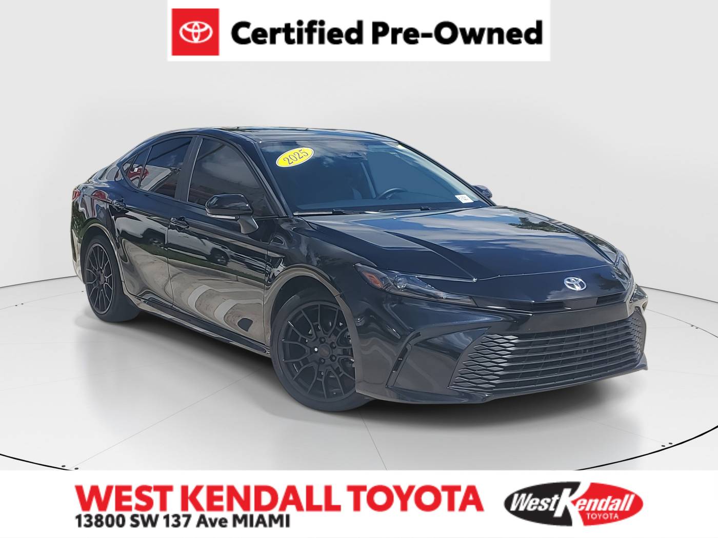 2025 Toyota Camry Hybrid LE — Sedan — 18,300 mi — Miami, FL