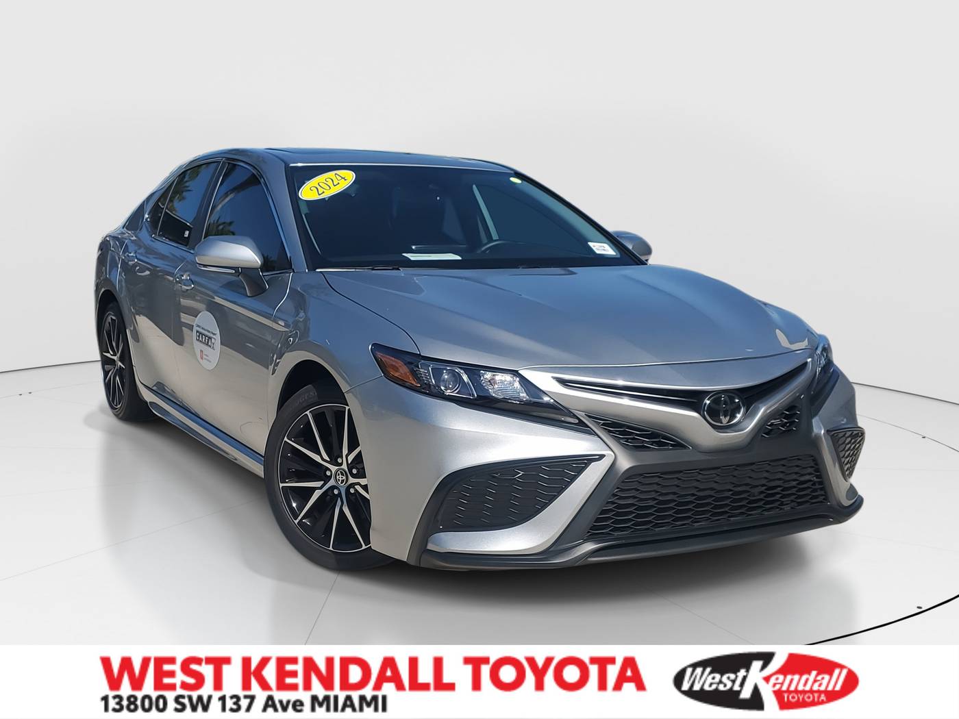2024 Toyota Camry SE — Sedan — 19,239 mi — Miami, FL