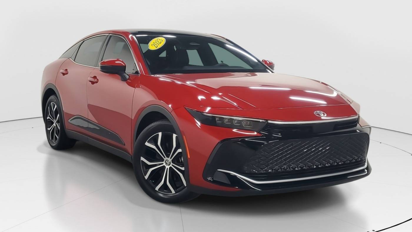 2023 Toyota Crown Limited — Sedan — 6,631 mi — Miami, FL