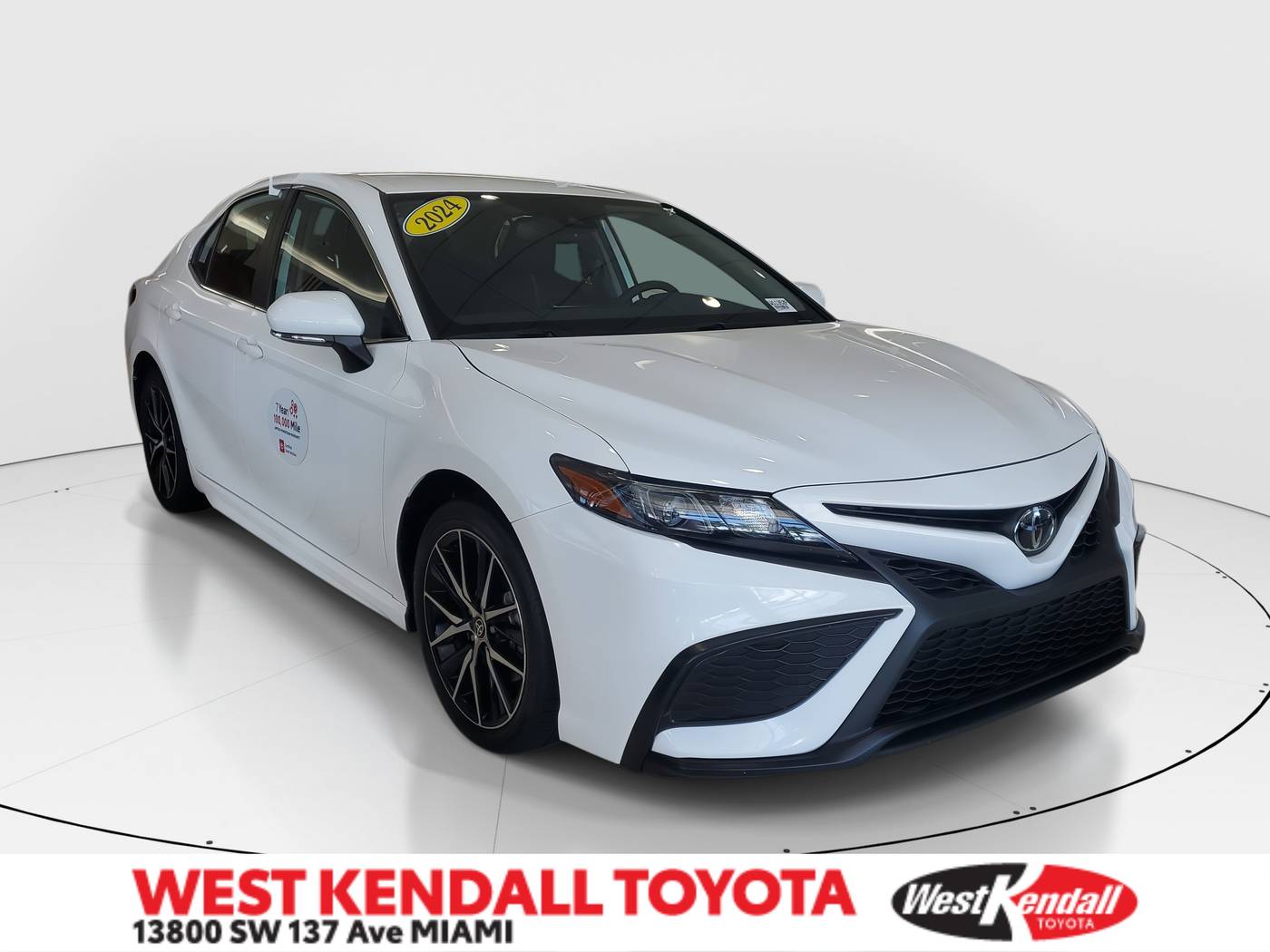 2024 Toyota Camry SE — Sedan — 13,643 mi — Miami, FL