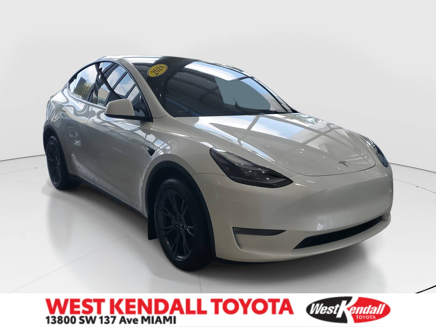 2024 Tesla Model Y Long Range — SUV — 25,701 mi — Miami, FL