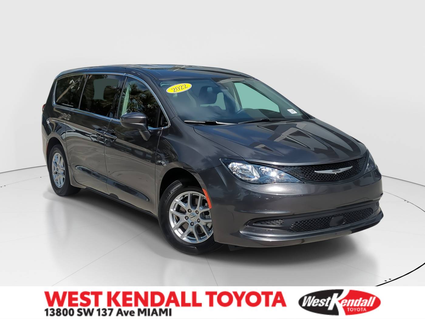2022 Chrysler Voyager LX — Minivan — 47,034 mi — Miami, FL